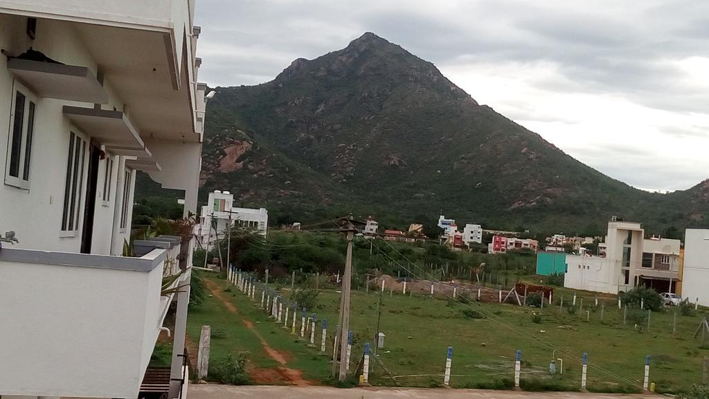Sabri Guest House Tiruvannāmalai Exterior photo